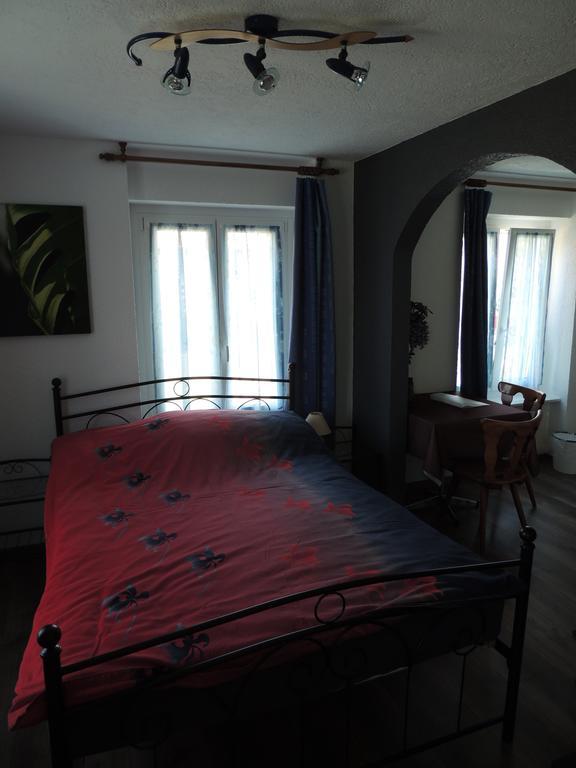 Hotel De La Gare Cousset Værelse billede